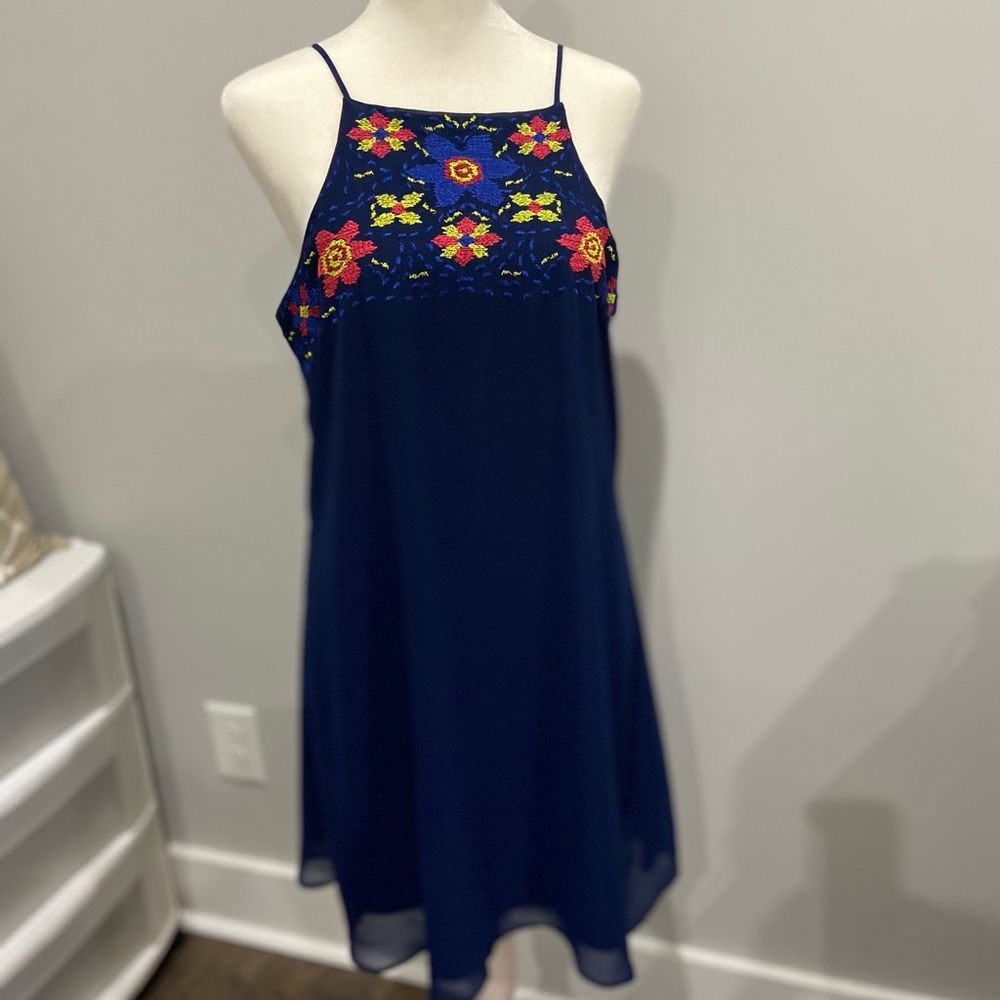 Women’s dress